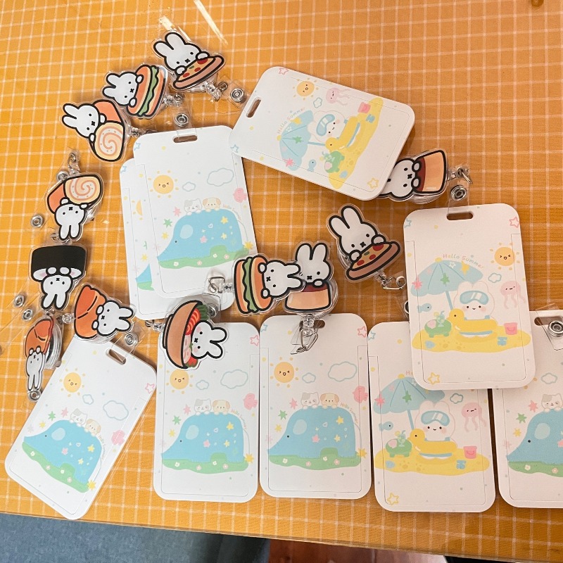 Kawaii Tech Accessories - ที่หนีบบัตรแบบดึงกลับได้ลายมิฟฟี่น่ารัก ที่ใส่บัตรประจำตัวสำหรับทำงาน ป้ายชื่อสำหรับนักเรียน พยาบาล แพทย์ พร้อมดีไซน์ตัวการ์ตูน